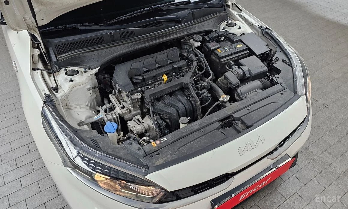 Kia K3, снимка 6 - Автомобили и джипове - 54122779