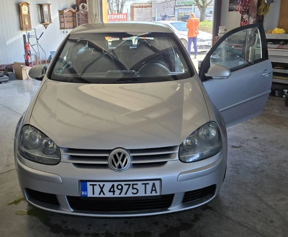 VW Golf 1.9