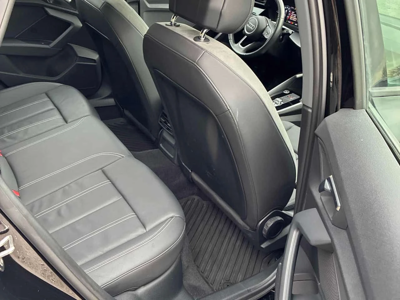 Audi A3 * Komfort * CARFAX * ЦЕНА ДО БГ, снимка 12 - Автомобили и джипове - 54282945