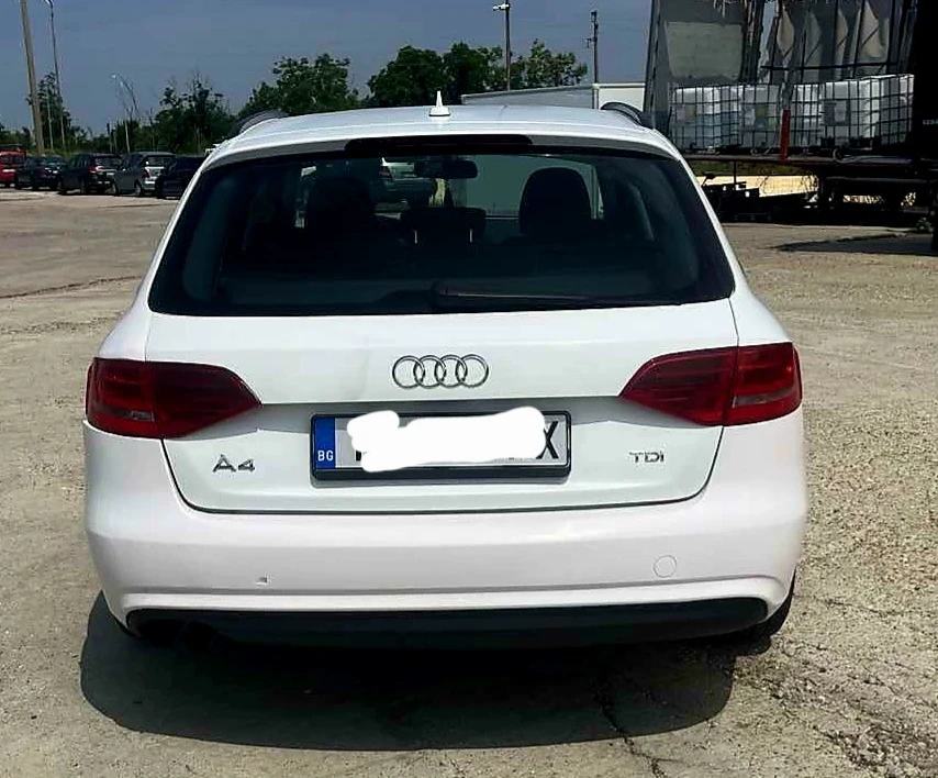 Audi A4, снимка 4 - Автомобили и джипове - 54310147