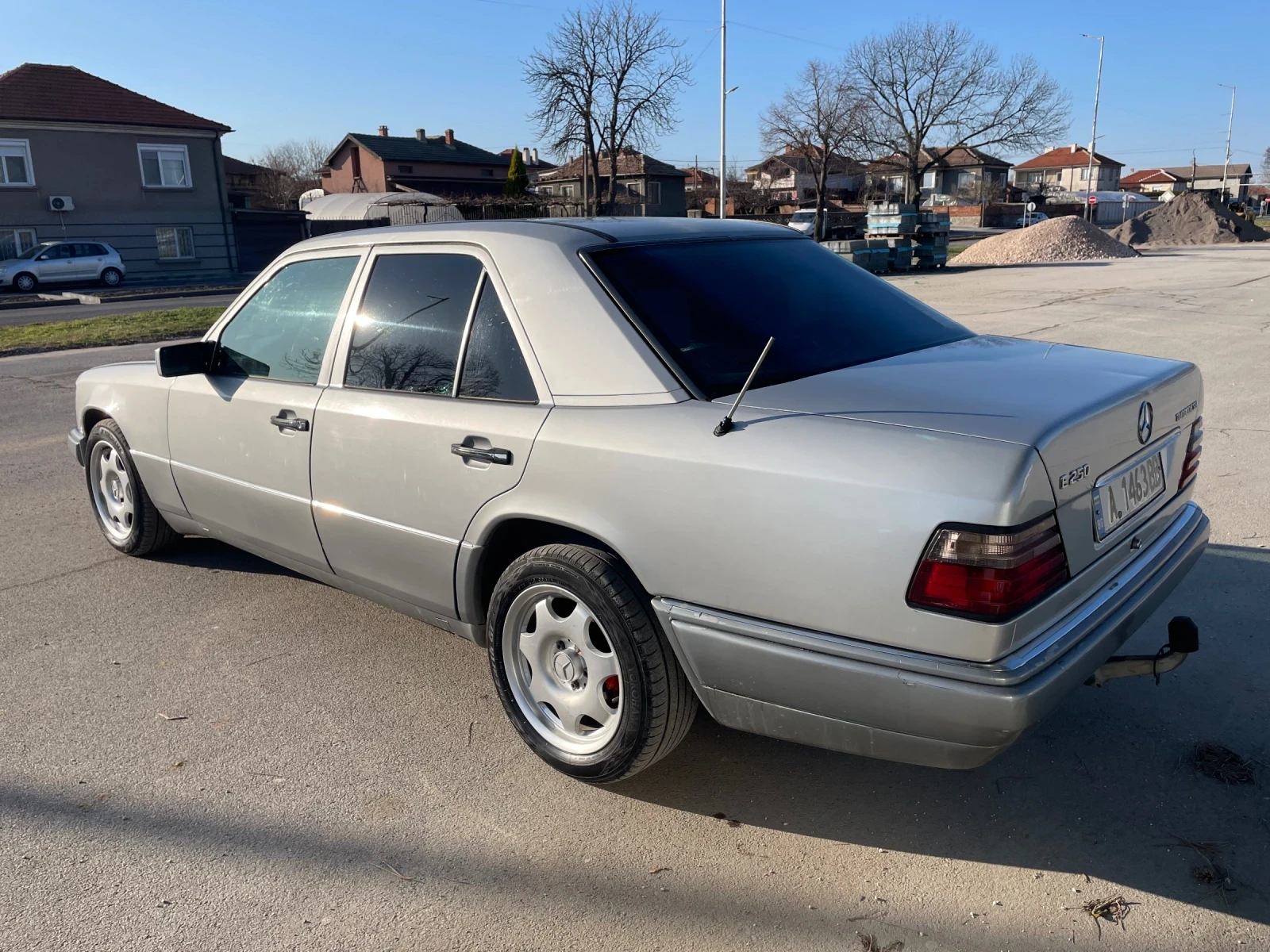 Mercedes-Benz 124 250D