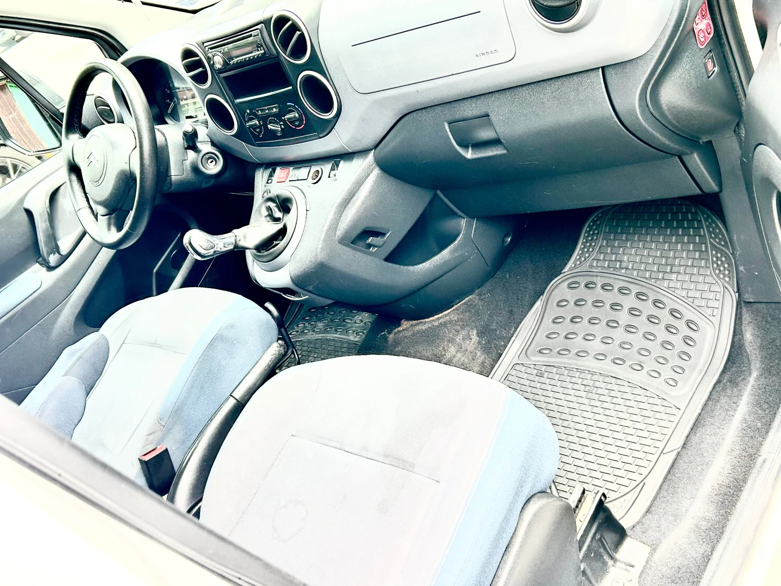 Citroen Berlingo, снимка 4 - Автомобили и джипове - 54586627