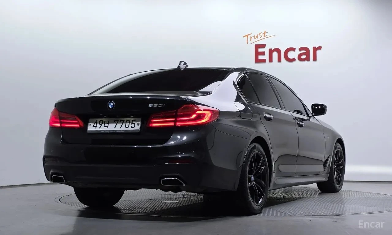 BMW 530 M Sport Plus (G30) , снимка 2 - Автомобили и джипове - 54635556