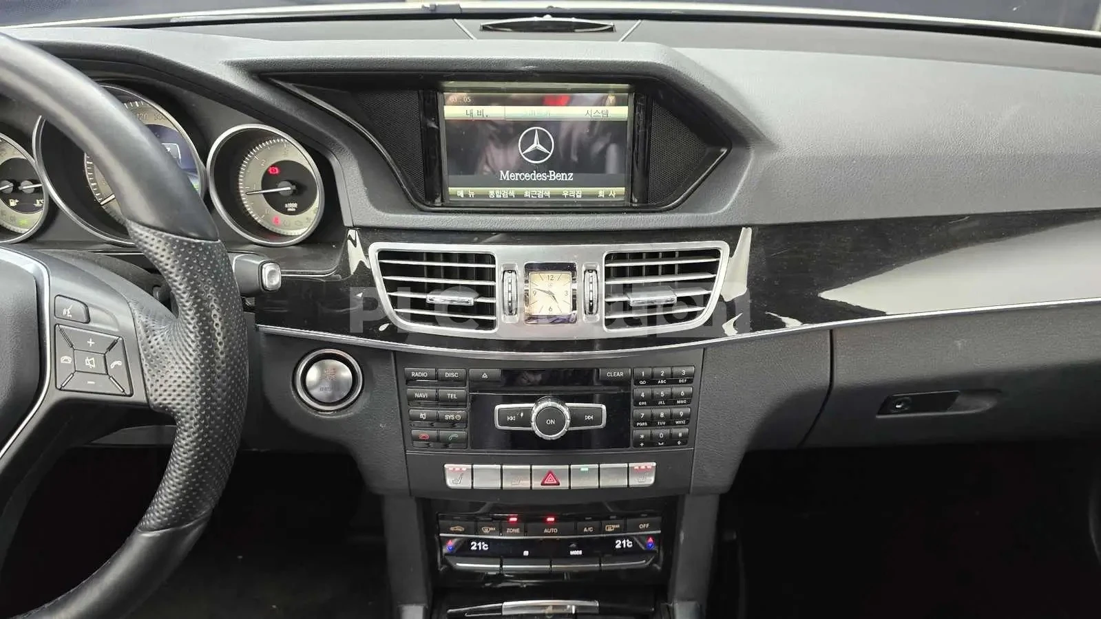 Mercedes-Benz E 220 ШИБИДАХ/ФИКСИРАНА ЦЕНА ДО БГ, снимка 7 - Автомобили и джипове - 54929358
