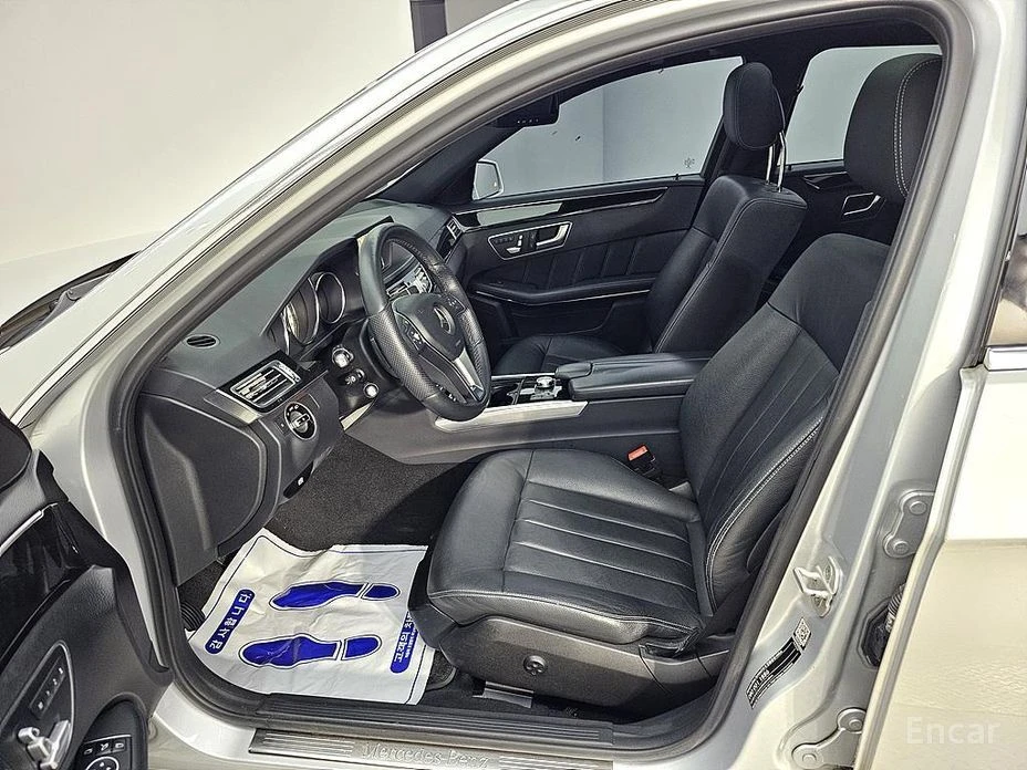 Mercedes-Benz E 300, снимка 8 - Автомобили и джипове - 54995345