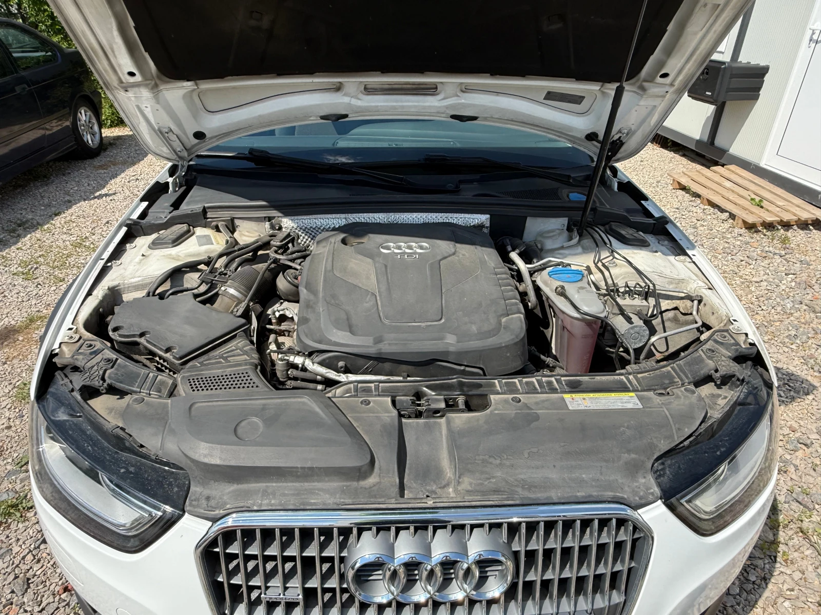 Audi A4 Allroad 2.0 TDI  QUATTRO 177kc, снимка 11 - Автомобили и джипове - 55524065