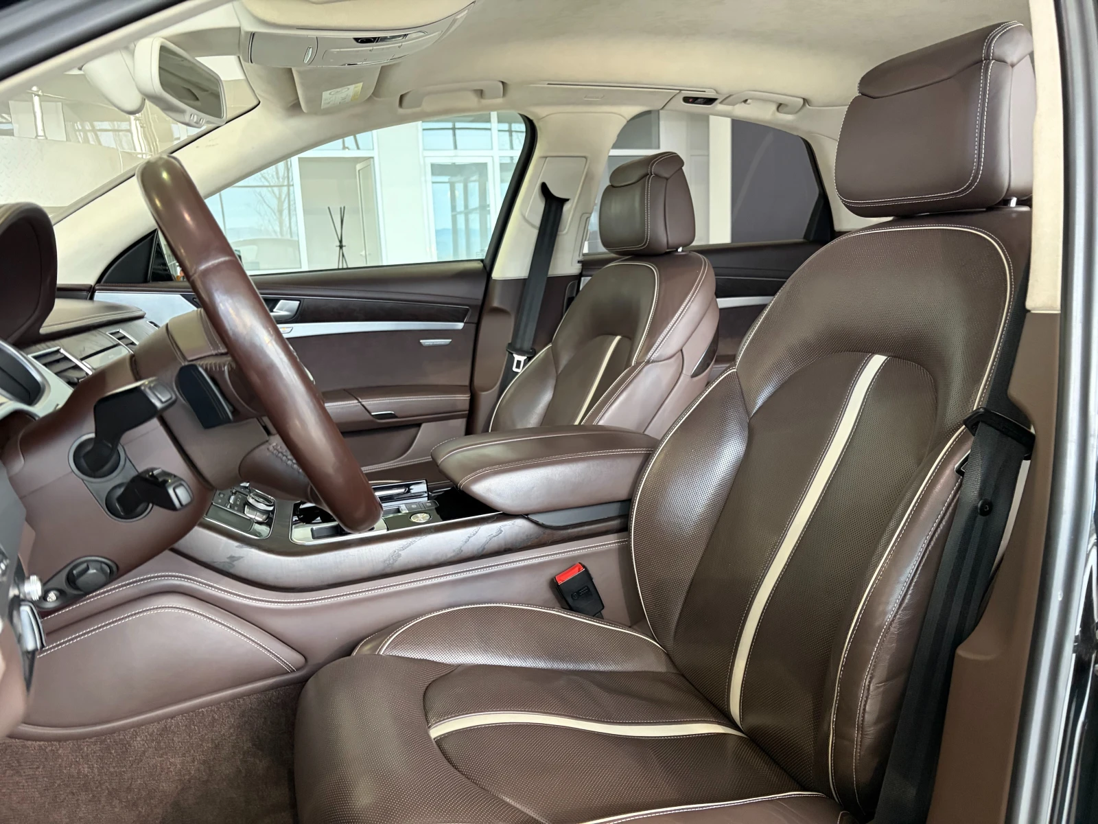Audi A8 V8 4.2 TDI | Matrix | Head up | Масаж | Air, снимка 10 - Автомобили и джипове - 55666799