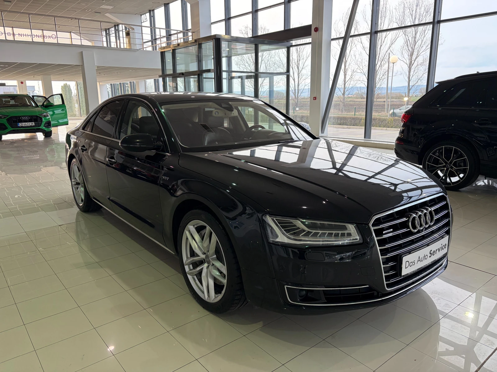 Audi A8 V8 4.2 TDI | Matrix | Head up | Масаж | Air, снимка 3 - Автомобили и джипове - 55666799