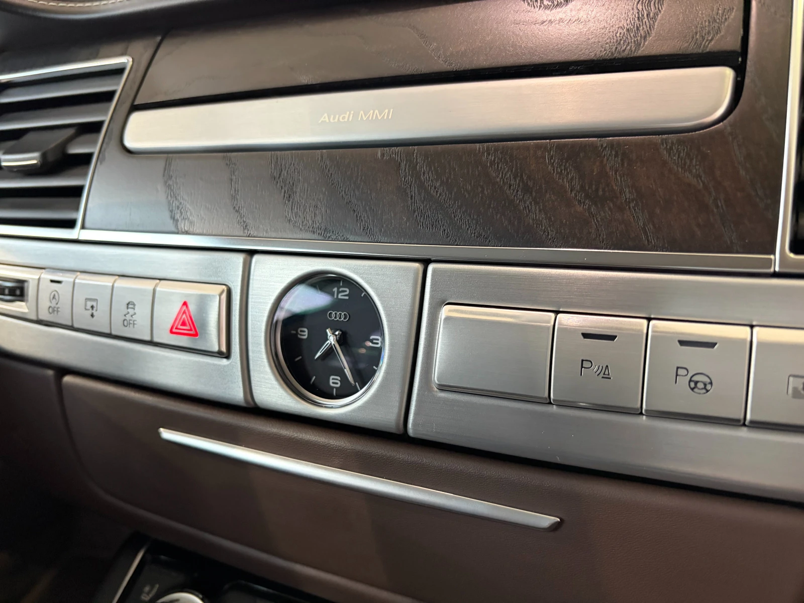 Audi A8 V8 4.2 TDI | Matrix | Head up | Масаж | Air, снимка 15 - Автомобили и джипове - 55666799