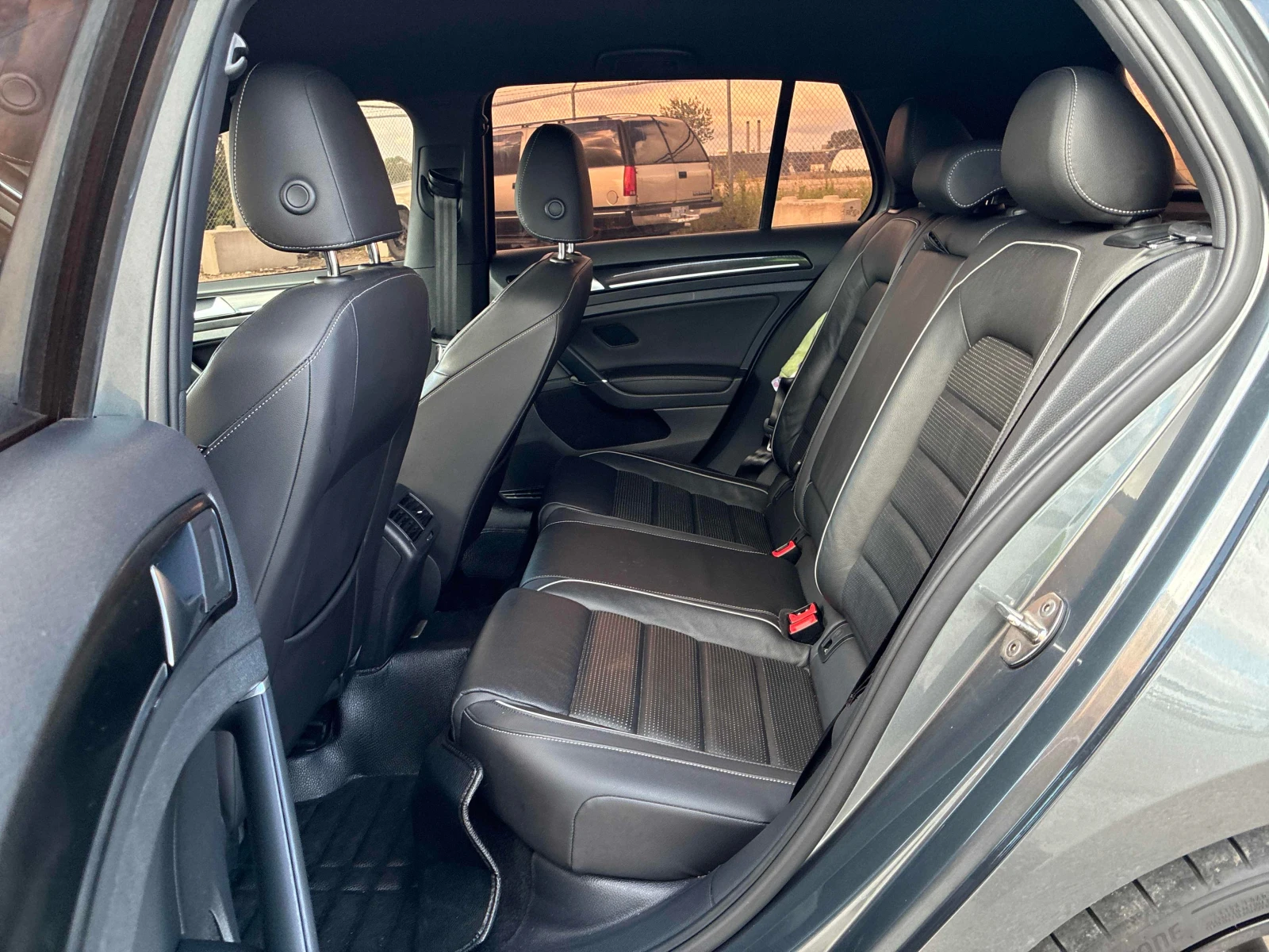VW Golf * DSG * CARFAX * ЦЕНА ДО БГ, снимка 10 - Автомобили и джипове - 55823029