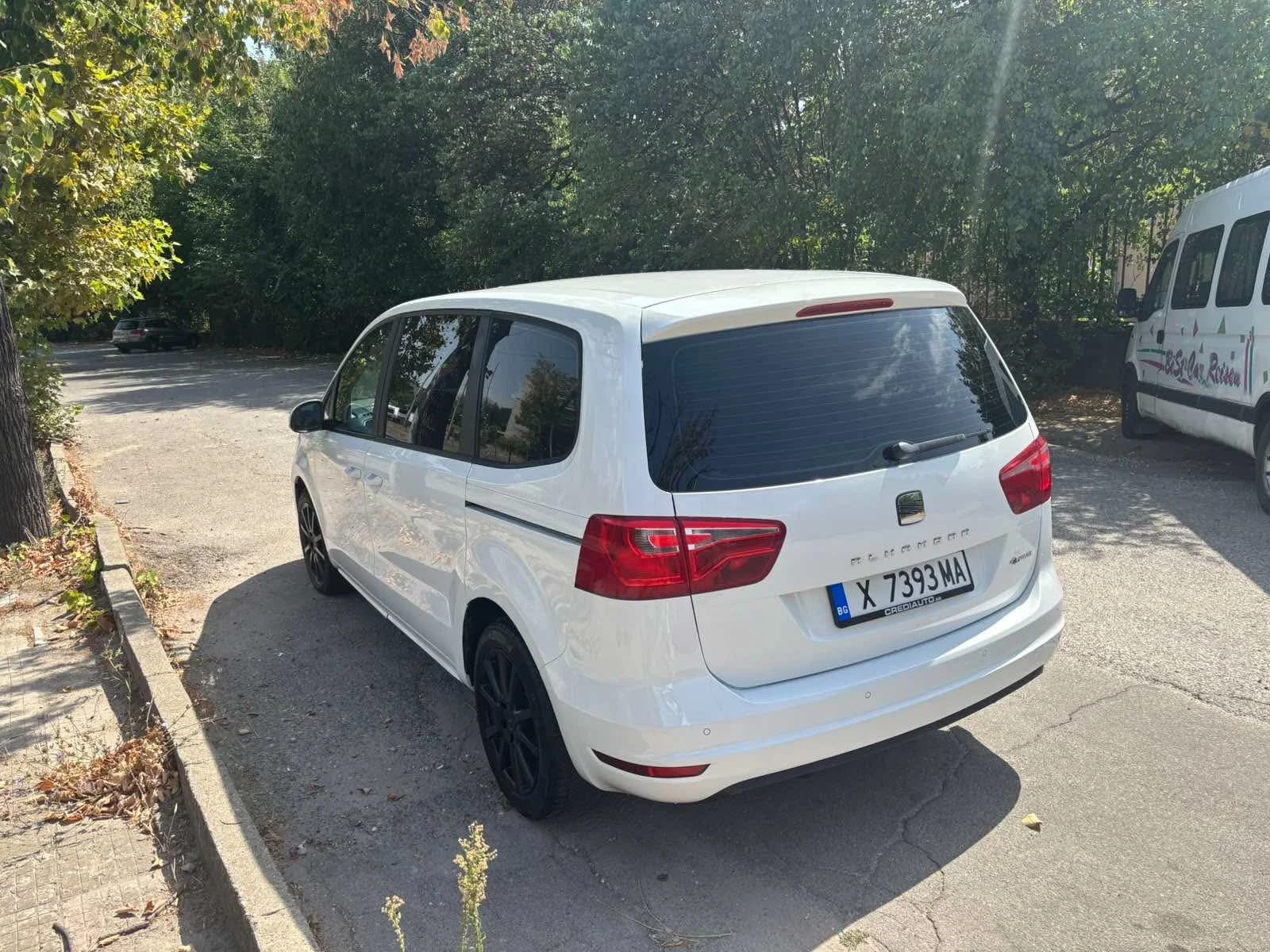 Seat Alhambra, снимка 3 - Автомобили и джипове - 55905492