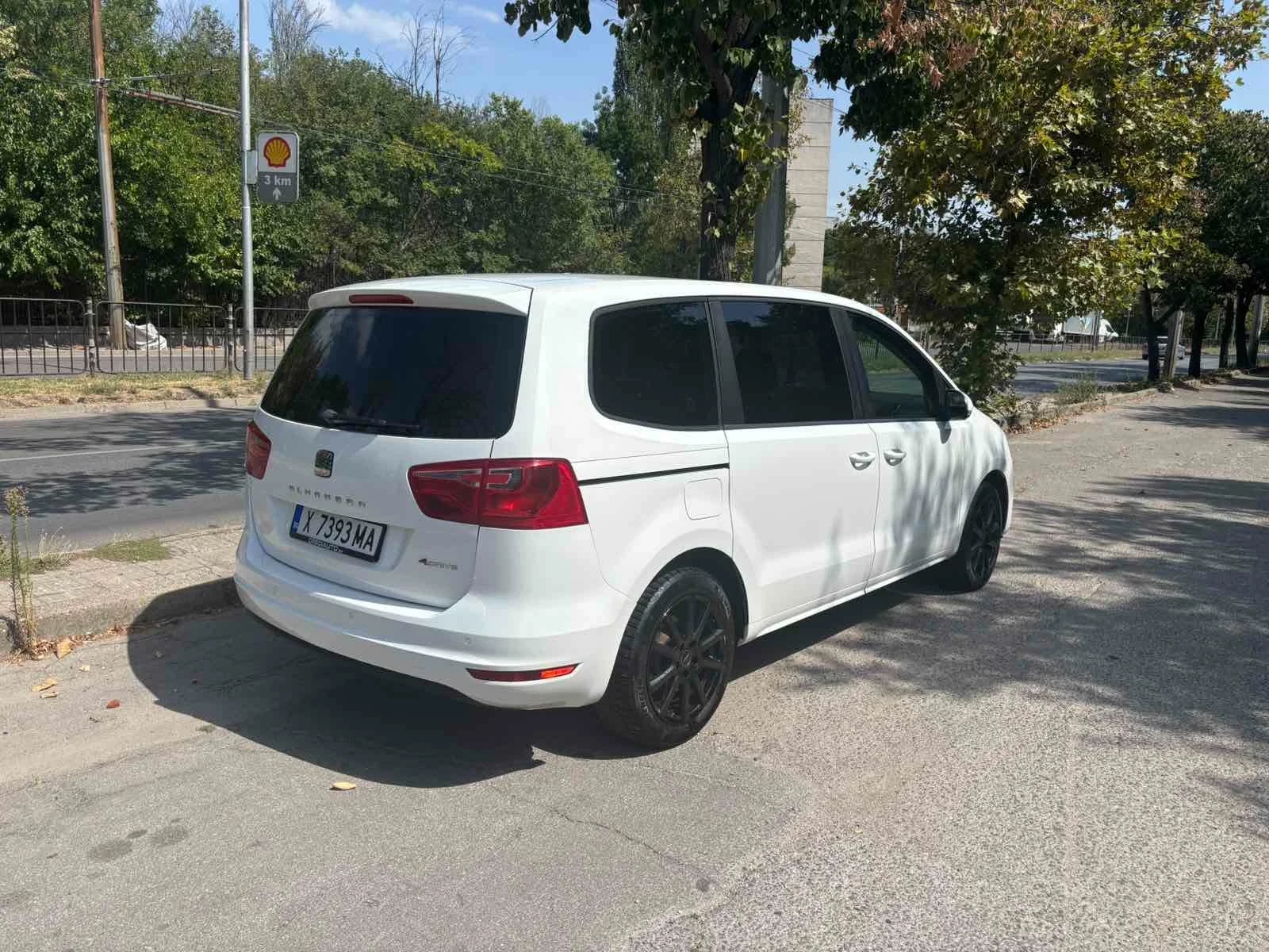 Seat Alhambra, снимка 2 - Автомобили и джипове - 55905492