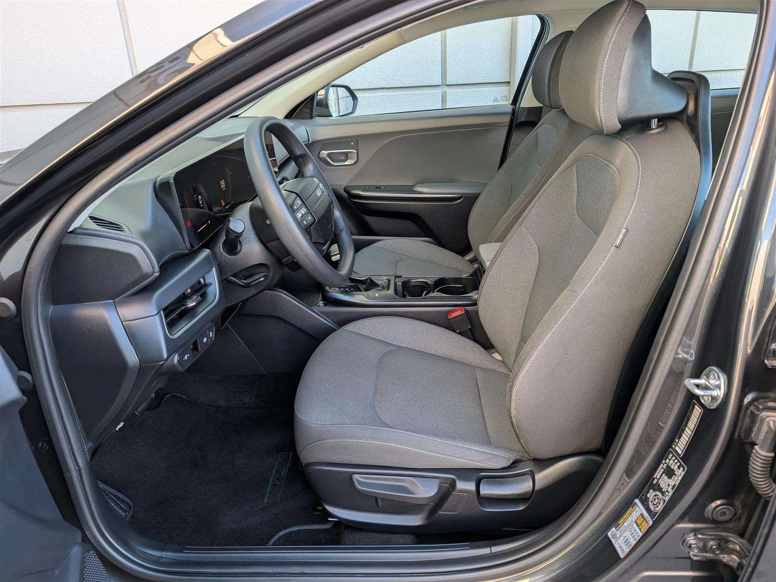 Kia K4 LX, ������, ����������, ���� �� �� | Mobile.bg � ����������� 9