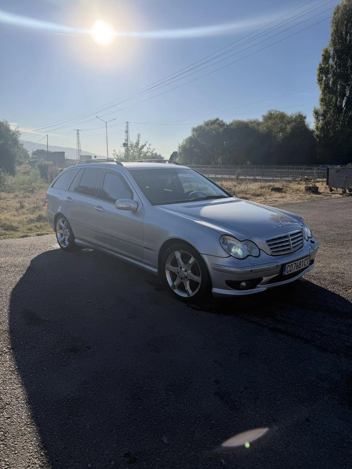 Mercedes-Benz C 220, снимка 2 - Автомобили и джипове - 56410350
