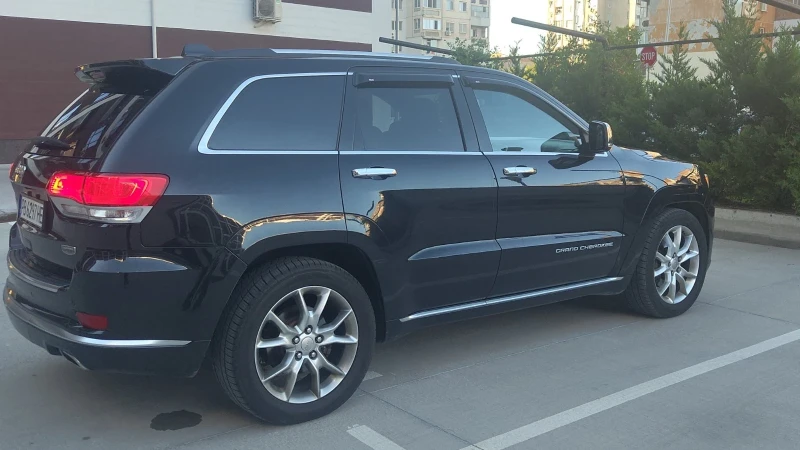 Jeep Grand cherokee Summit* 5.7 HEMI* Distr* Подгрев* Обдух* Въздух* , снимка 3 - Автомобили и джипове - 52317635