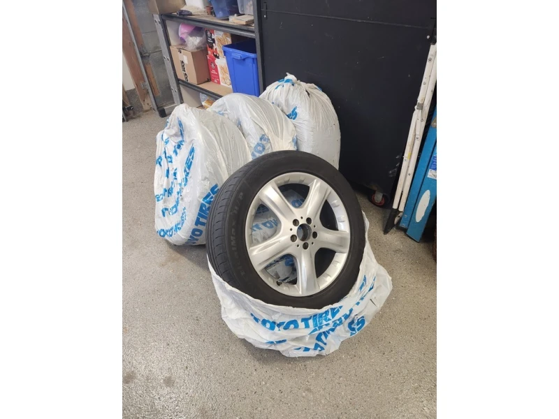 Mercedes-Benz ML 320 * * CARFAX * * АВТО КРЕДИТ * * , снимка 10 - Автомобили и джипове - 52694900