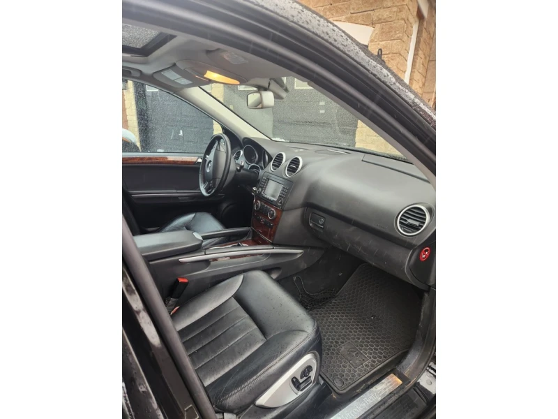 Mercedes-Benz ML 320 * * CARFAX * * АВТО КРЕДИТ * * , снимка 5 - Автомобили и джипове - 52694900