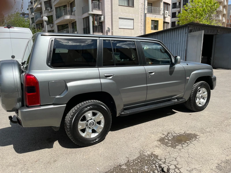 Nissan Patrol, снимка 3 - Автомобили и джипове - 52706964