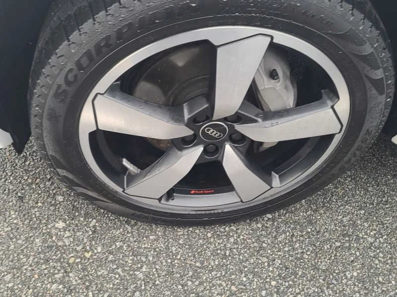 Audi Q5 55TFSIe * S LINE PRESTIGE * B&O музика * CARFAX * , снимка 14 - Автомобили и джипове - 53414261