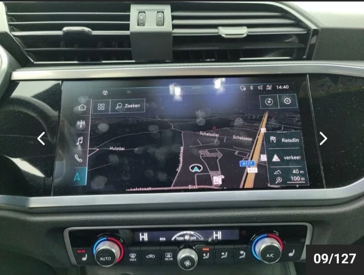 Audi Q3 2.0 - 200 QUATTRO / 3xS-line , снимка 11 - Автомобили и джипове - 53610591