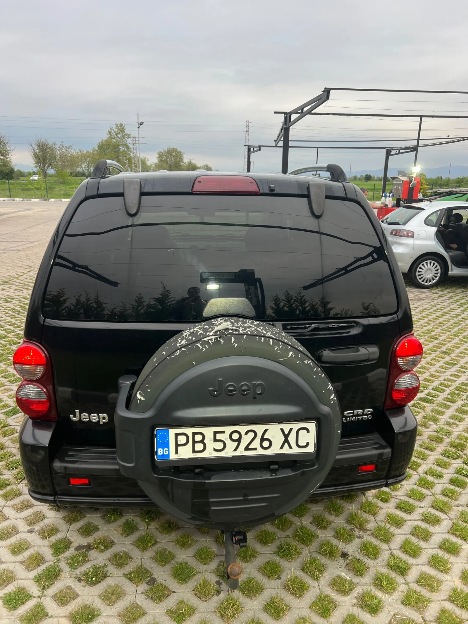 Jeep Cherokee  - изображение 3