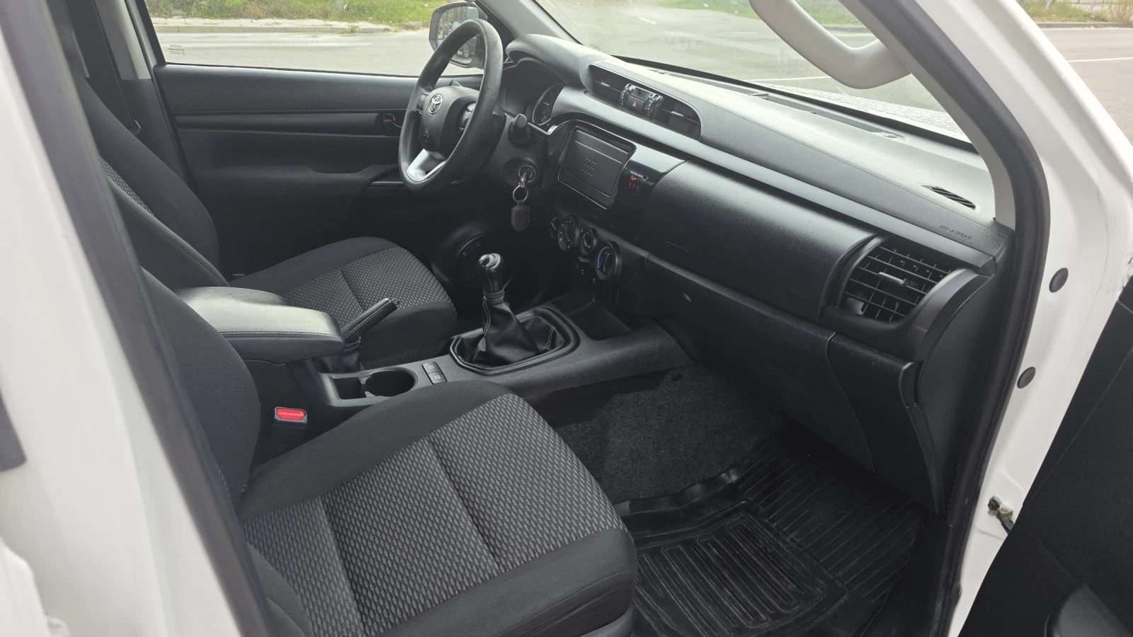 Toyota Hilux EURO 6 b 4x4 | Mobile.bg   11