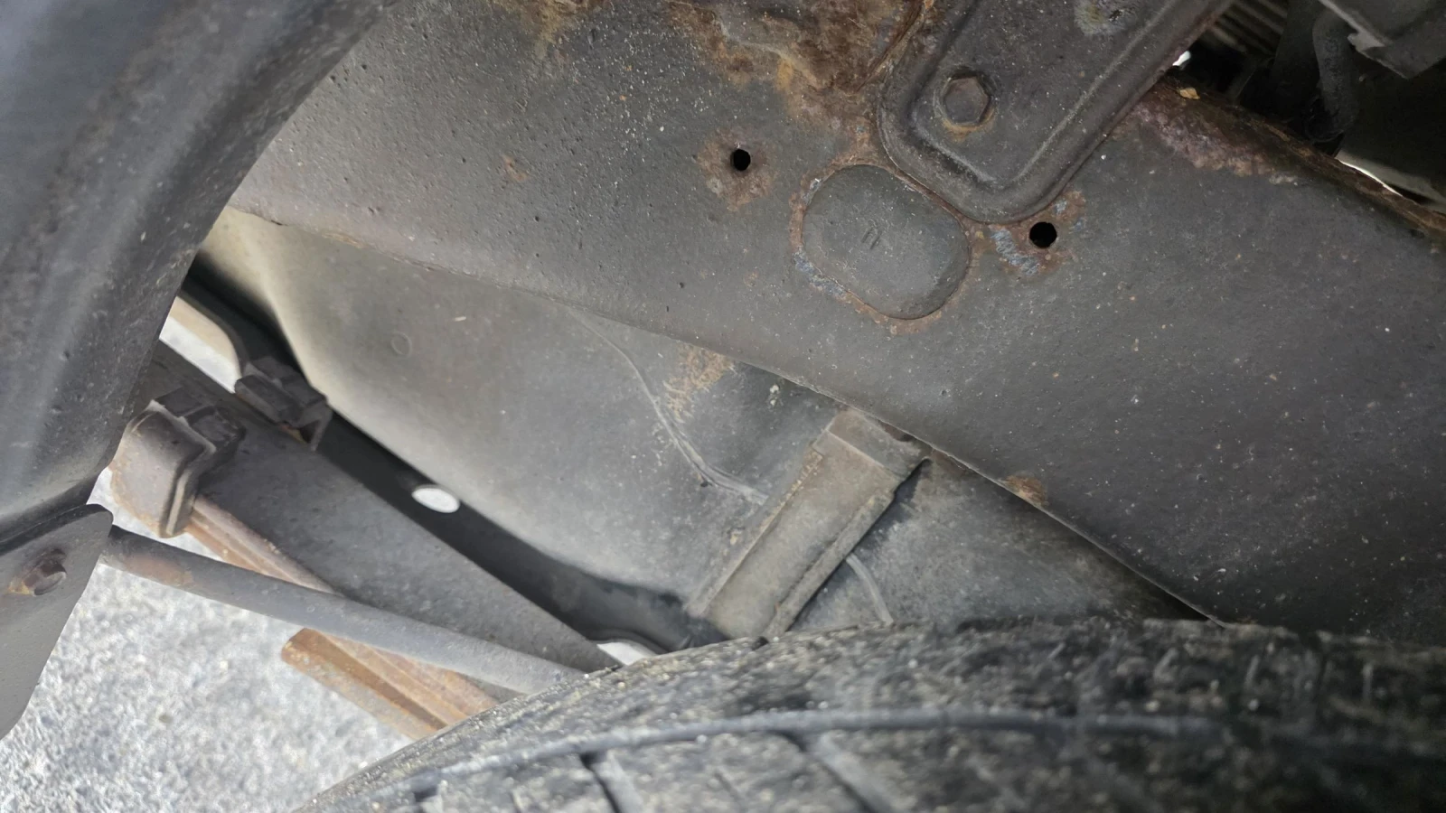 Toyota Hilux EURO 6 b 4x4 - изображение 6