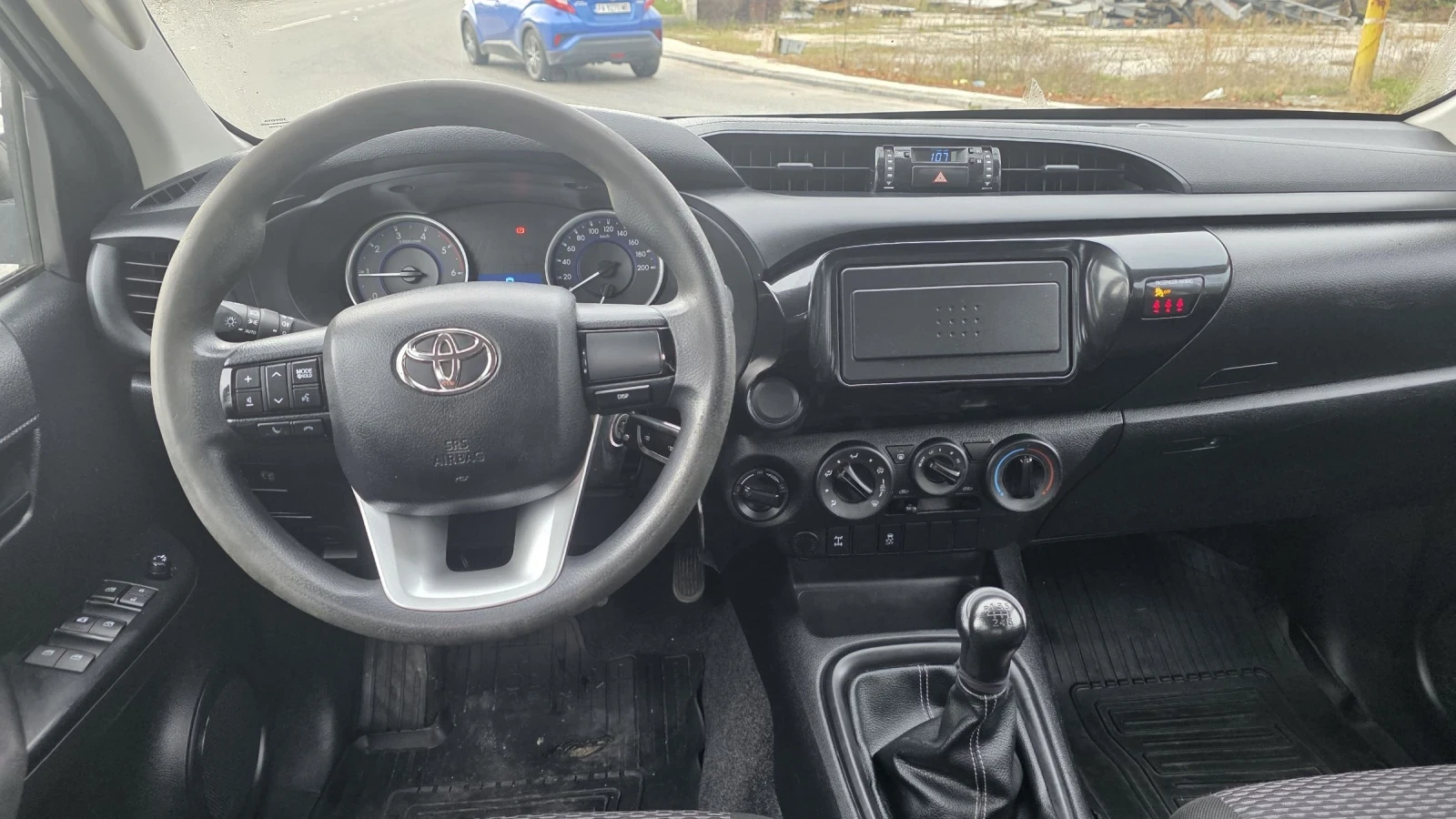 Toyota Hilux EURO 6 b 4x4 - изображение 10