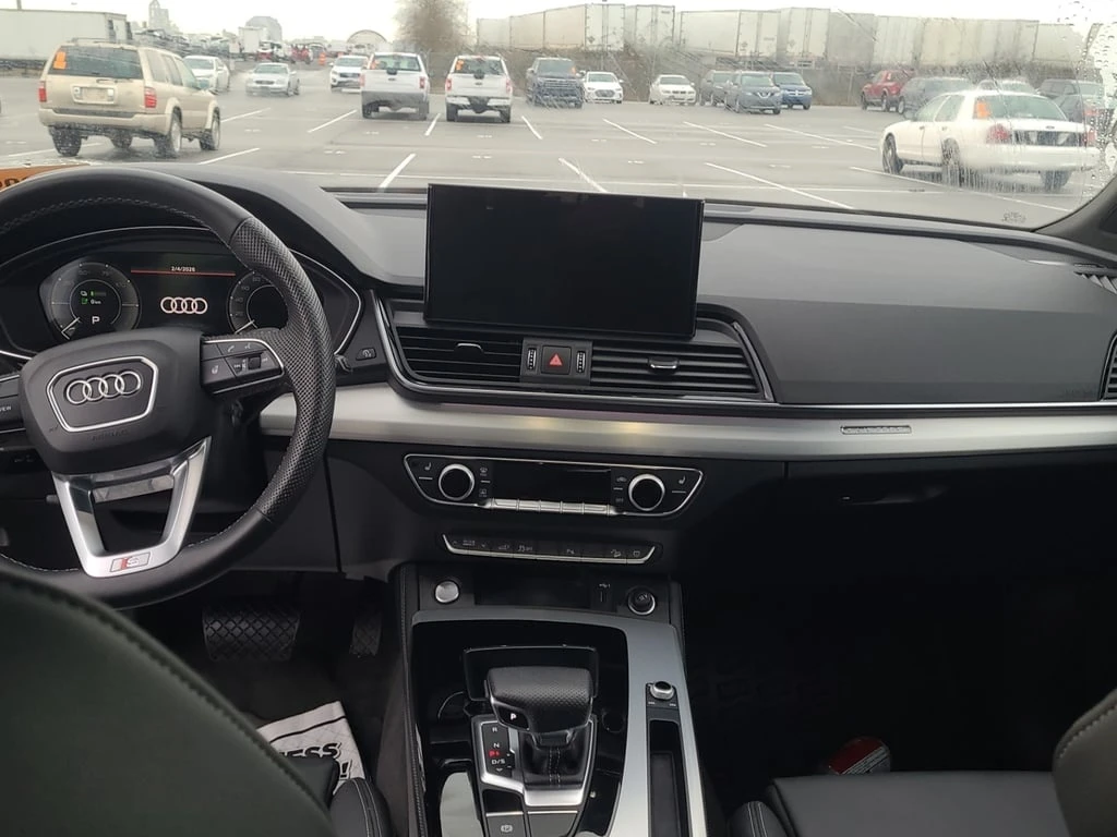 Audi Q5 55TFSIe * S LINE PRESTIGE * B&O музика * CARFAX *  - изображение 8