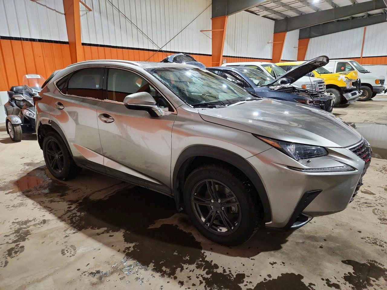 Lexus NX 300 2.0l Base, снимка 4 - Автомобили и джипове - 53831568