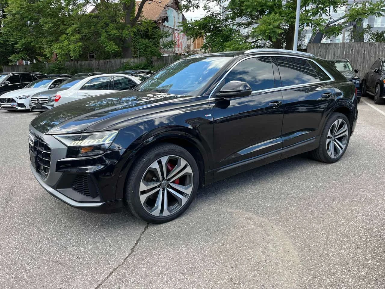 Audi Q8 * Technik * CARFAX * ЦЕНА ДО БГ, снимка 2 - Автомобили и джипове - 55243360