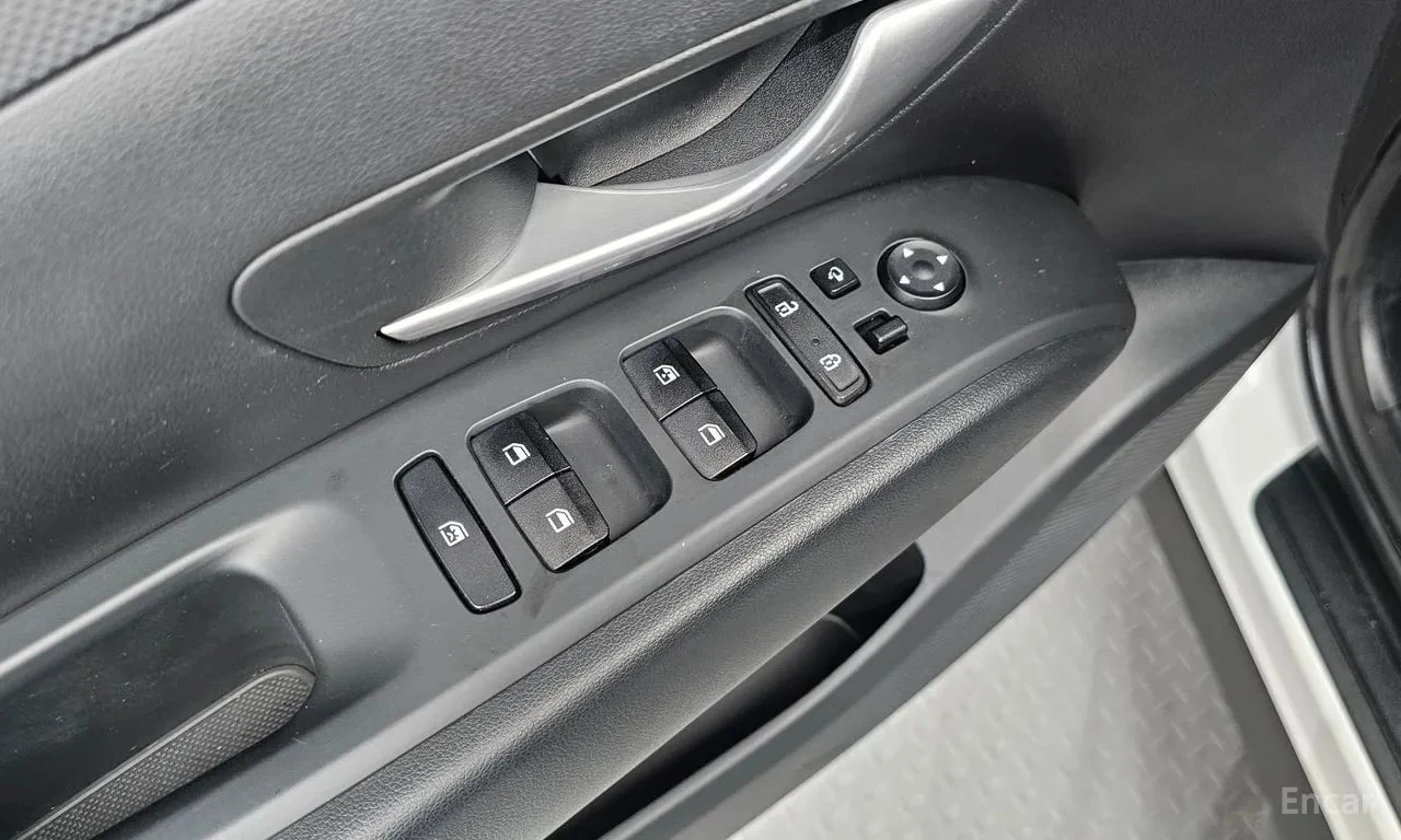 Hyundai Tucson * Modern 2WD * ЦЕНА ДО БГ, снимка 14 - Автомобили и джипове - 55938040