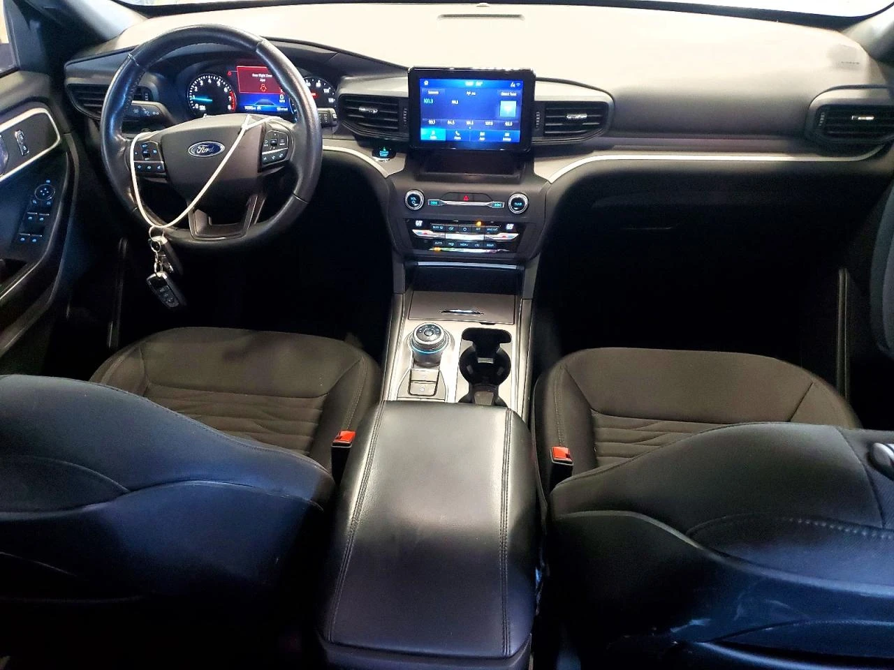 Ford Explorer 2.3l Xlt, снимка 8 - Автомобили и джипове - 56040701
