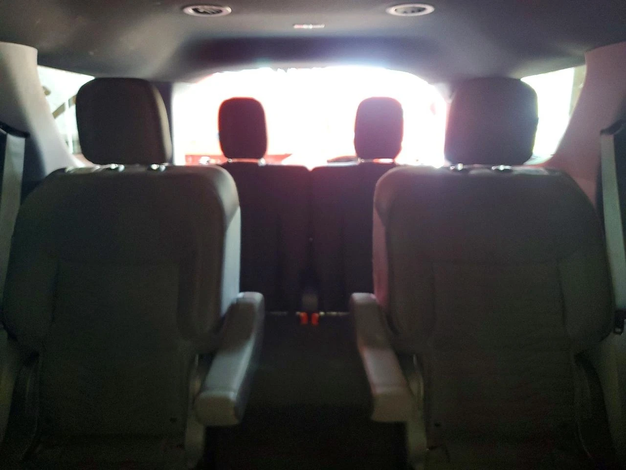 Ford Explorer 2.3l Xlt, снимка 10 - Автомобили и джипове - 56040701