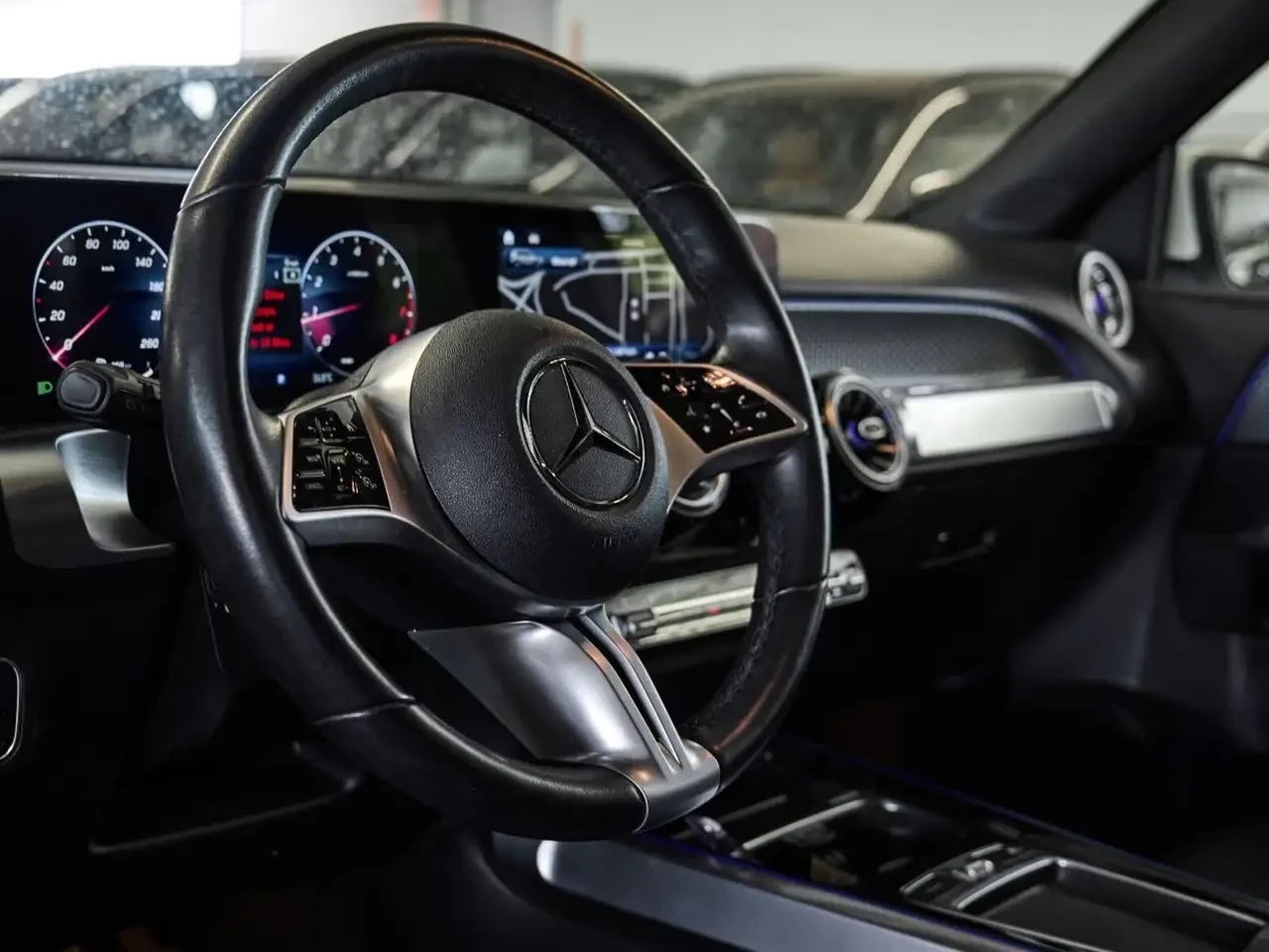 Mercedes-Benz GLB, снимка 13 - Автомобили и джипове - 56227404