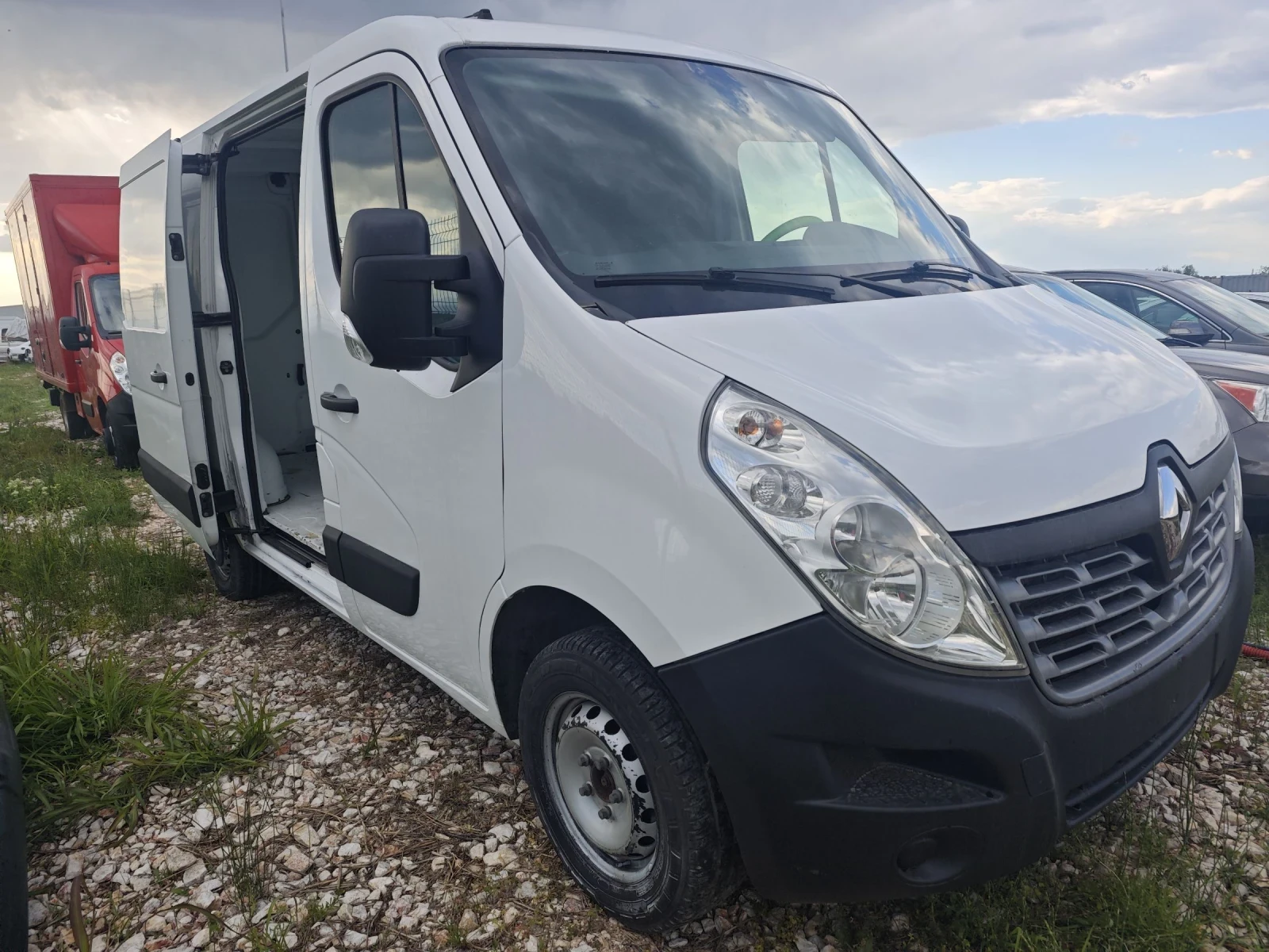 Renault Master 2.3 ТД 115кс - изображение 9