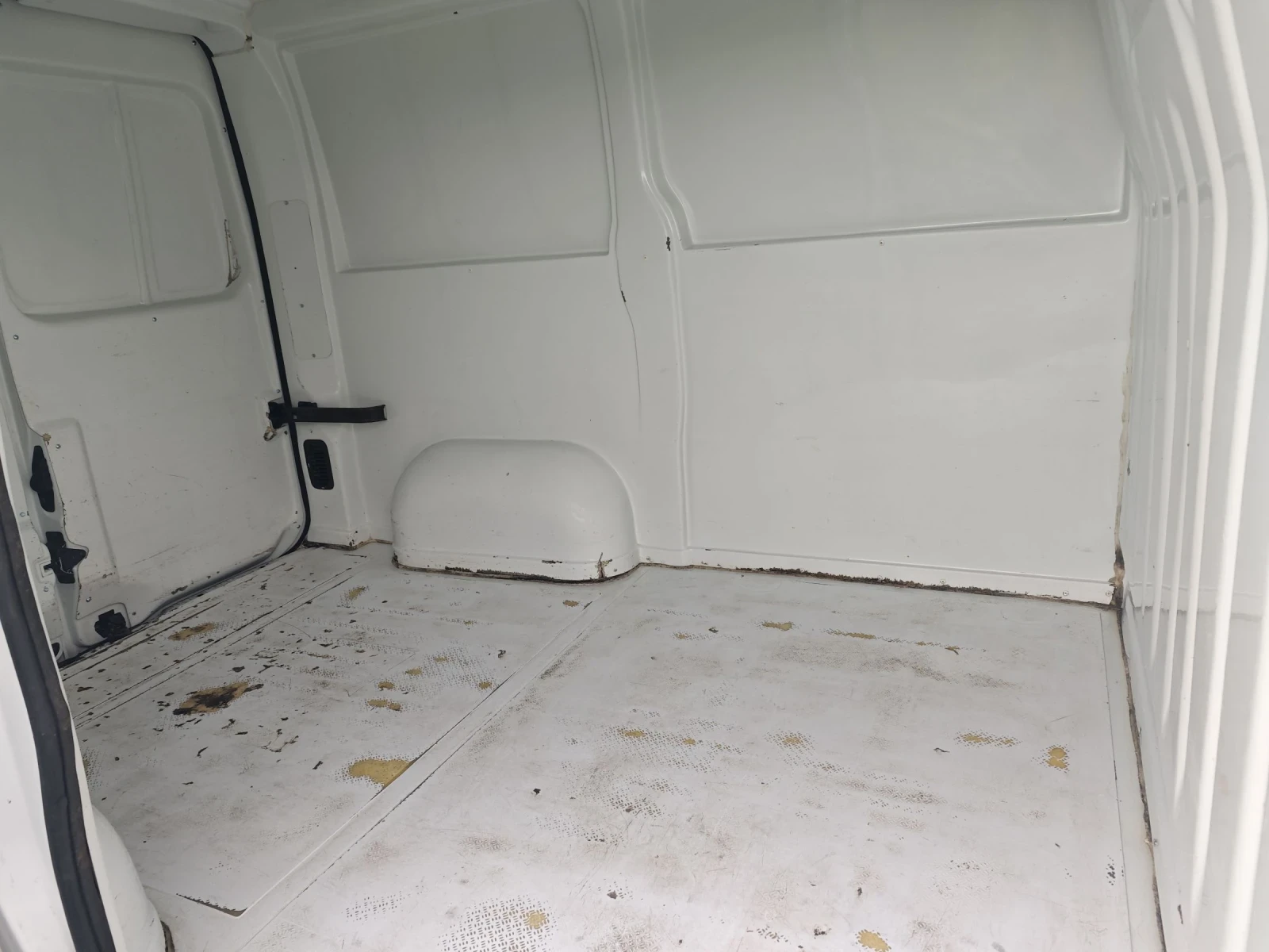 Renault Master 2.3 ТД 115кс - изображение 6