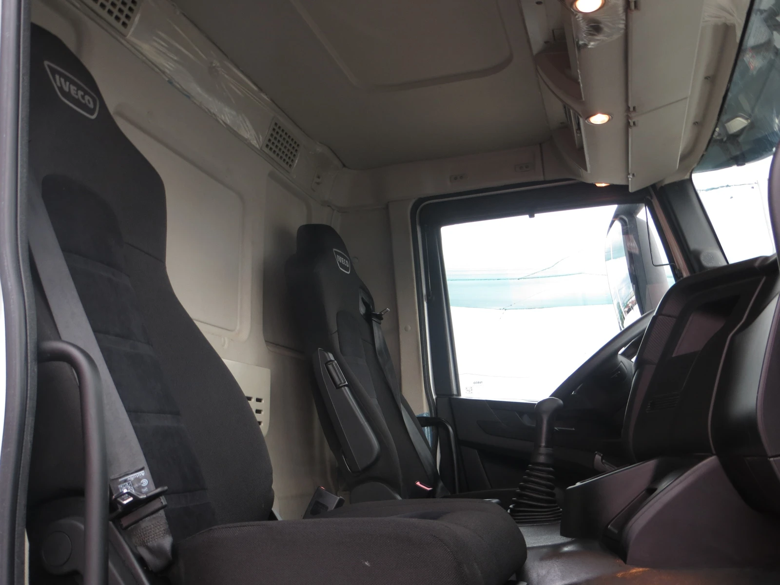 Iveco T-WAY AD410T45 | Mobile.bg � ����������� 12