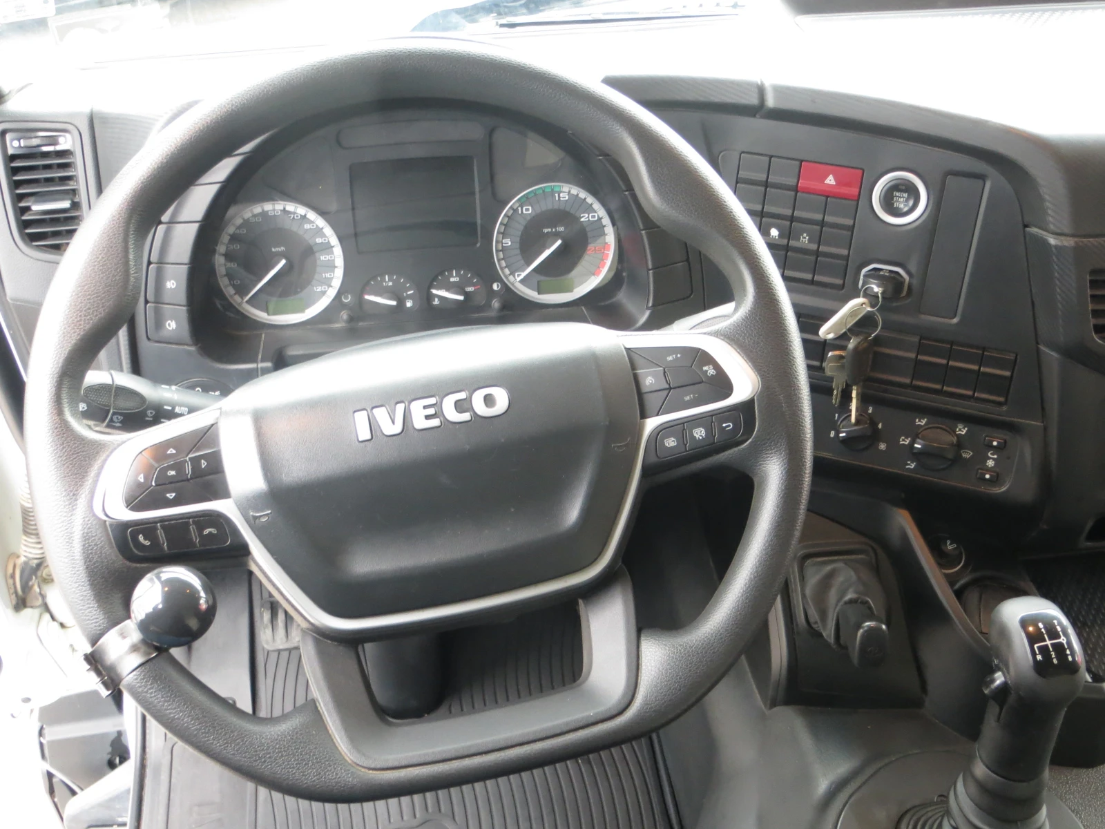 Iveco T-WAY AD410T45 | Mobile.bg � ����������� 8