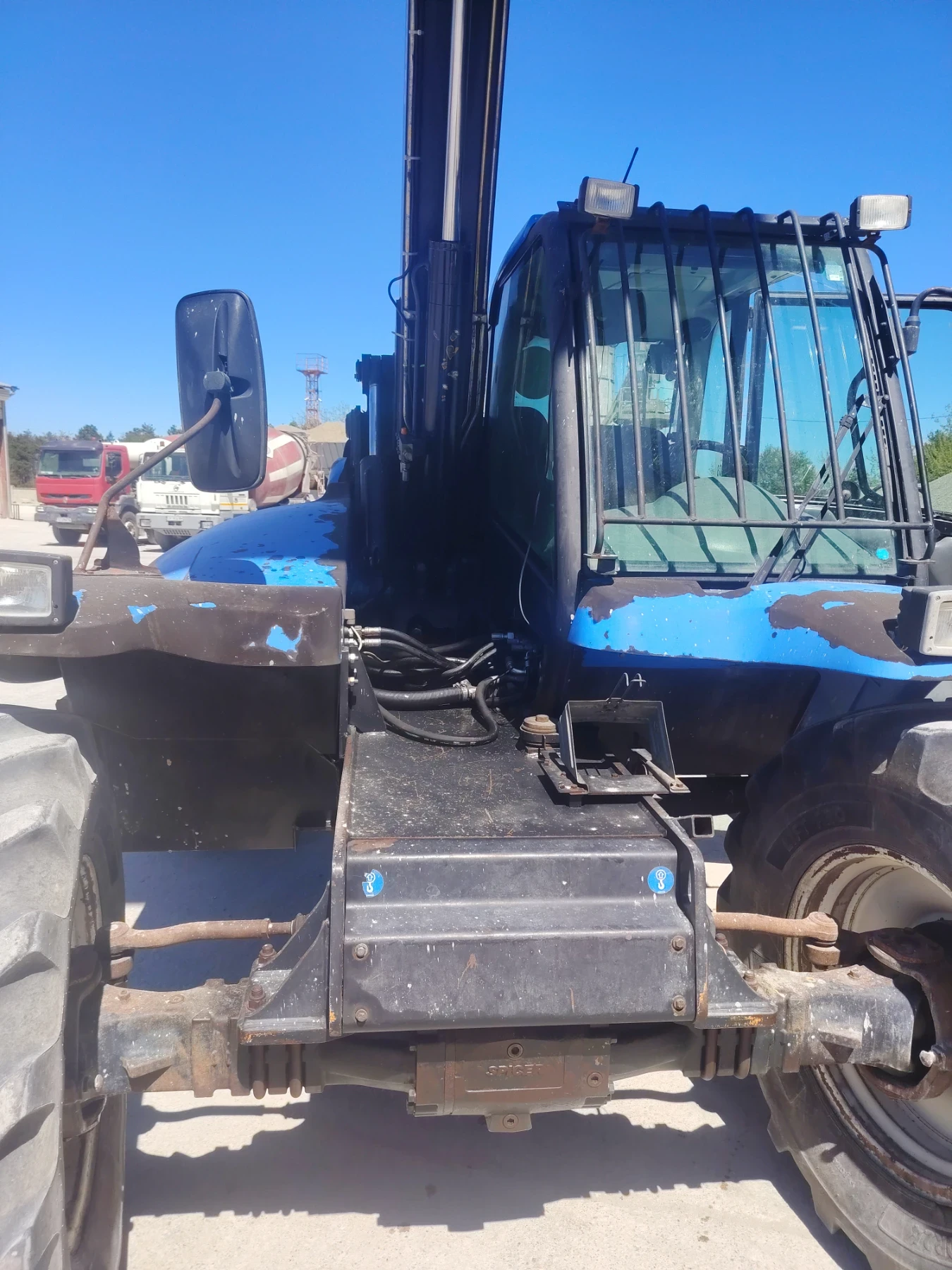Челен товарач New Holland Ml 34A, снимка 7 - Индустриална техника - 54341559