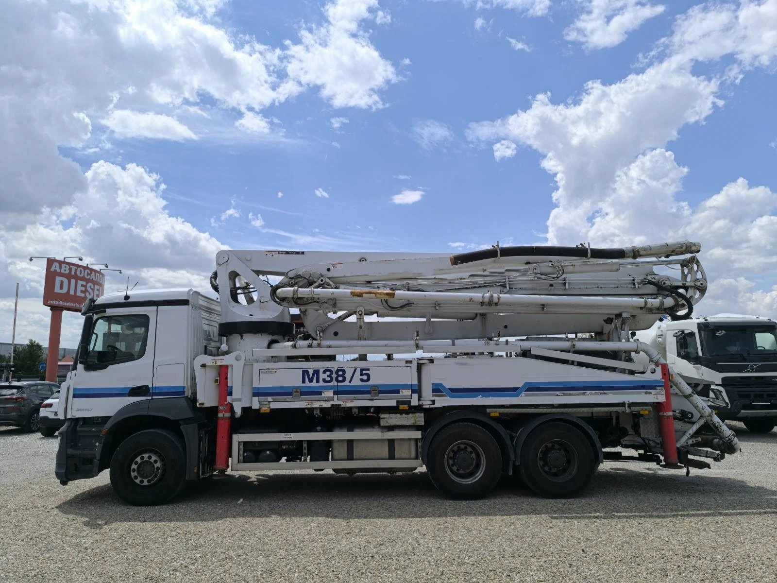 Бетон помпа Mercedes-Benz AROCS 2840 SCHWING S38SX-5, снимка 4 - Индустриална техника - 55220843