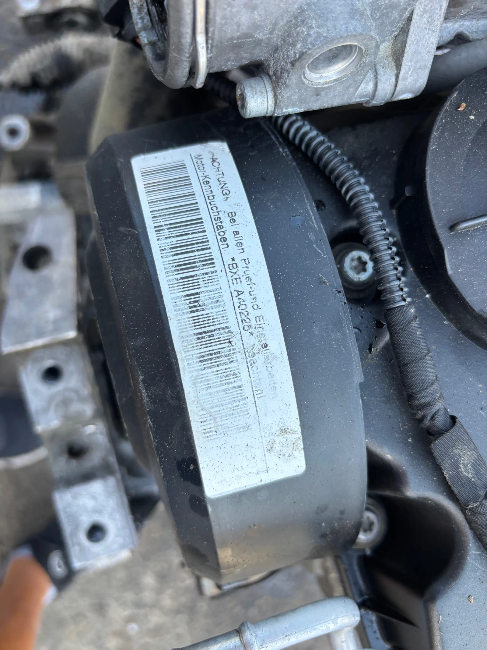 Двигател BXE VW AUDI SKODA 1.9 Tdi.105кс. 2009г, снимка 4 - Части - 55463720