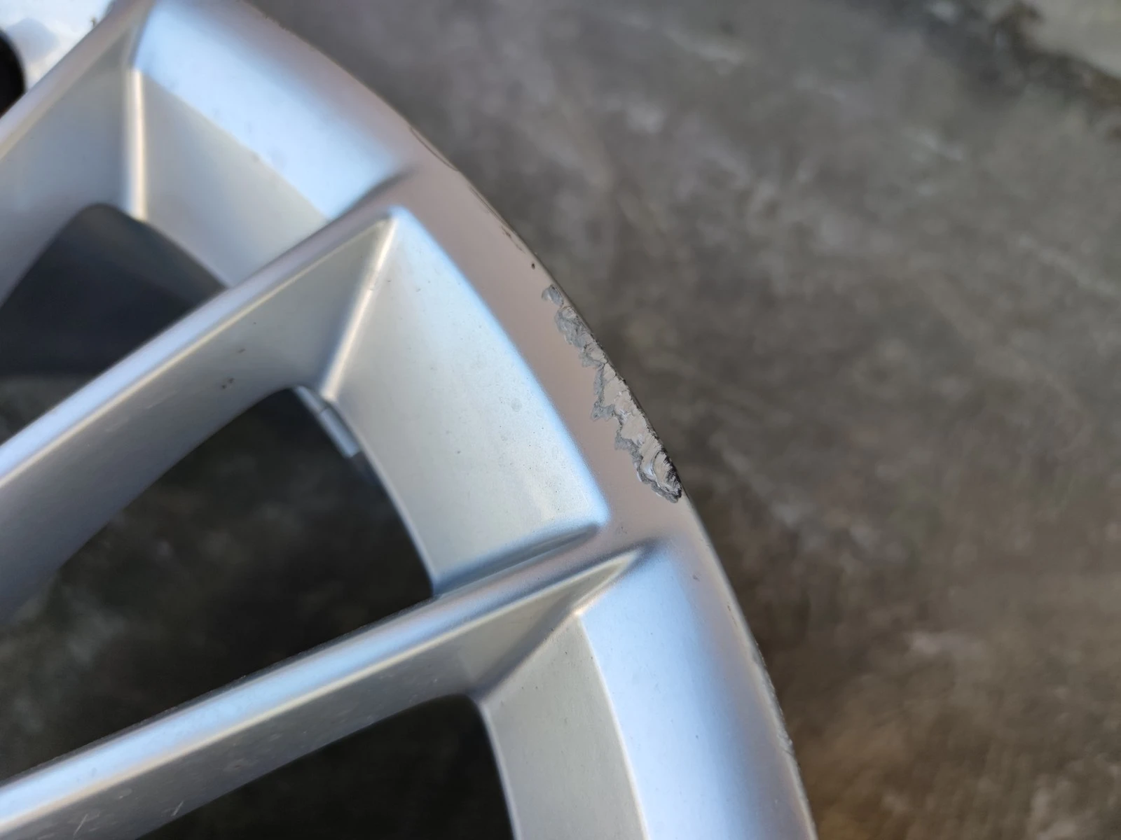 Джанти за Audi, снимка 9 - Гуми и джанти - 56718107