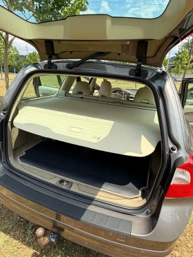 Volvo V70 D5 Summum, снимка 10