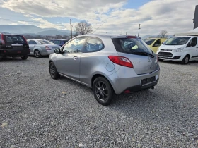 Mazda 2 Лек автомобил, снимка 4