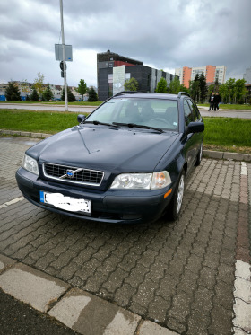 Volvo V40, снимка 1 - Автомобили и джипове - 45398890