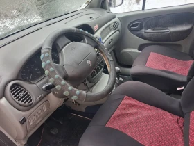 Renault Scenic - 1125 € / 2200.31 лв. - 81437885 2