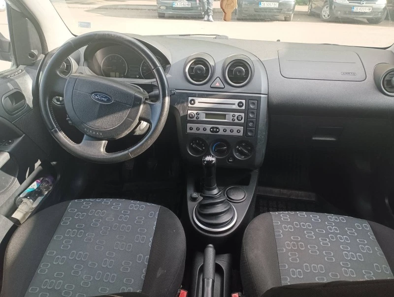 Ford Fiesta 1.4 TDCI  Дизел разход 4л.100км, снимка 6 - Автомобили и джипове - 45586386