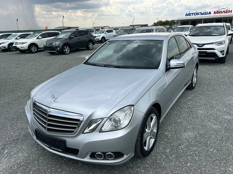 Mercedes-Benz E 220 (KATO НОВА), снимка 1 - Автомобили и джипове - 46785396