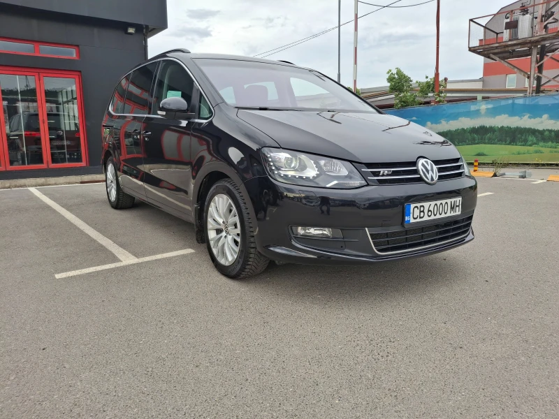 VW Sharan 2.0 TDI* 220 к.с.* R-Line* 4 MOTION* Автомат* 6+ 1, снимка 3 - Автомобили и джипове - 52223453
